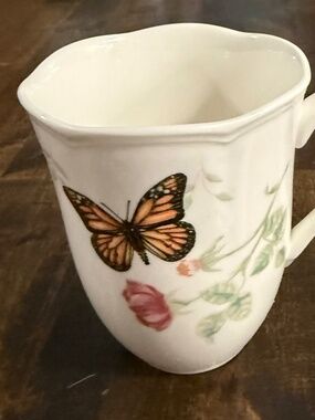 Lenox Butterfly Meadow “Monarch” Porcelain Mug 12 fl oz